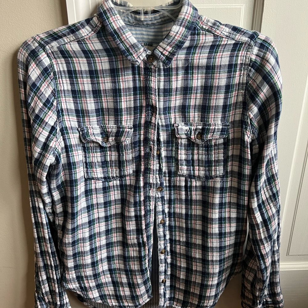 Abercrombie and Fitch size Small. Blue white plaid button up